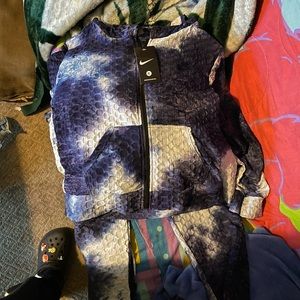 Brand new Nike Outfit with tags still